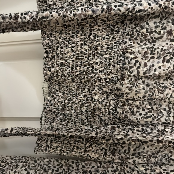 Intermix tie front blouse - Picture 3 of 6